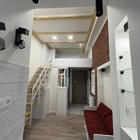 Апартаменти 5 Хв Від Центру Міста * Lviv